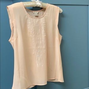 Ariat pink sleeveless blouse